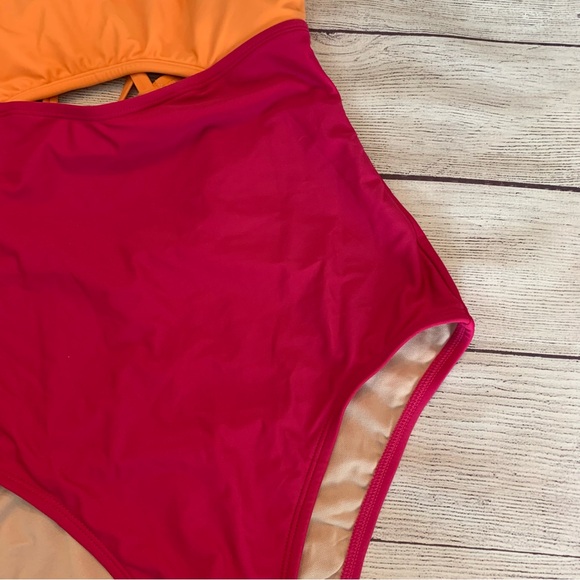 NWT Kona Sol Women's Colorblock 1 PC Swimsuit M 8-10 - Picture 2 of 10
